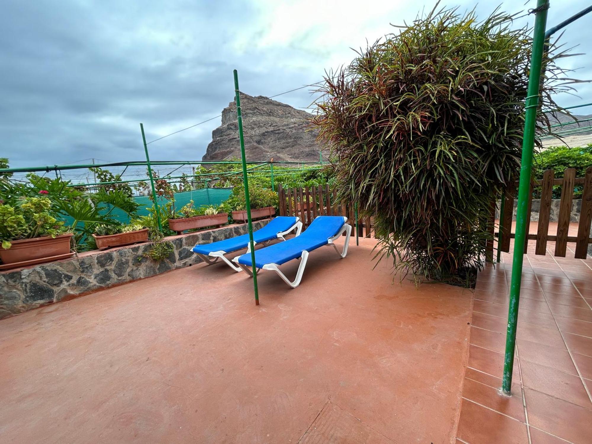 Apartamentos Buen Leon Playa de Tasarte Bagian luar foto