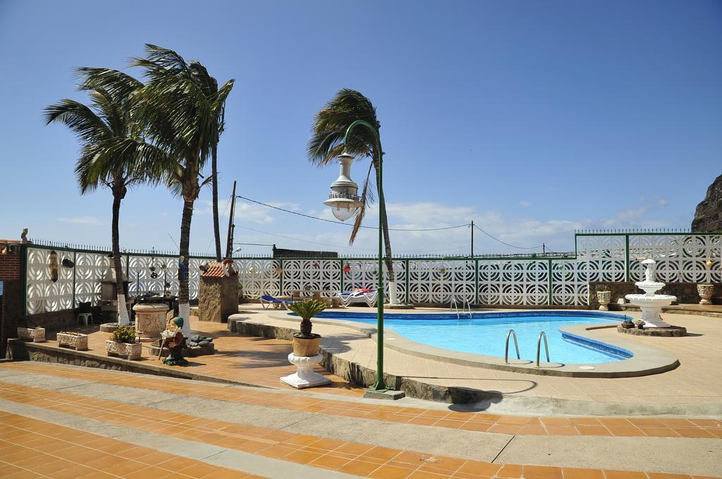 Apartamentos Buen Leon Playa de Tasarte Bagian luar foto